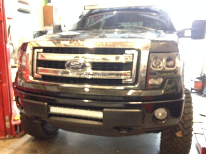 Ford F-150 with 20" TOTRON TLB3120 LED Light bar in Bumper