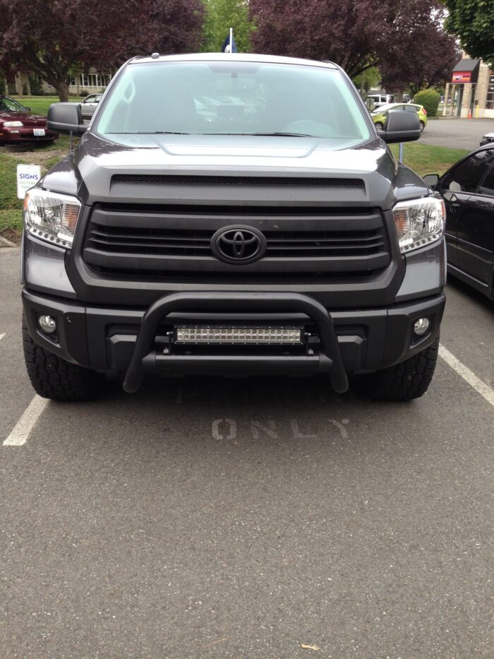 Toyota Tundra 22 Inch Bull Nose Light Bar Installed