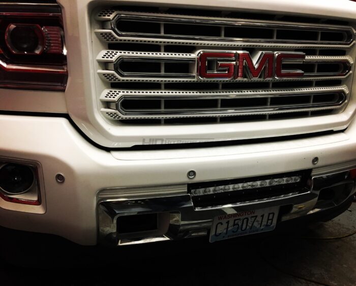GMC Sierra Denali with TOTRON 20" Single Row LED Light Bar in Lower Grille