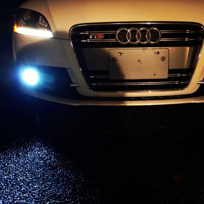 Audi TT-S 8000k 35w CANBUS HID Kit Installed
