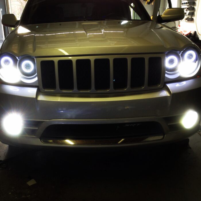 Jeep SRT8 HID Fog Lights with Switchback LEDs and White Halos