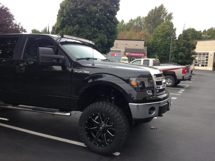 2013 Ford F150 54 Inch Curved TOTRON LED Light Bar Roof Mounted