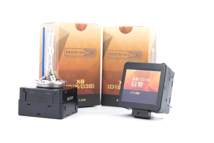 d1s-morimoto-xb-hid-headlight-bulbs-1