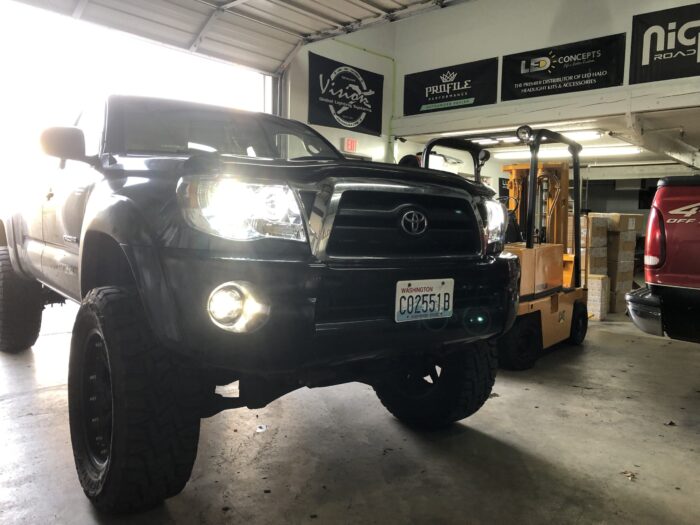 Toyota Tacoma XB LED Fog Lights Round