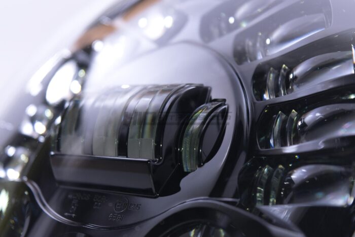 jw-speaker-8790-bi-led-adaptive-motorcycle-headlights-5