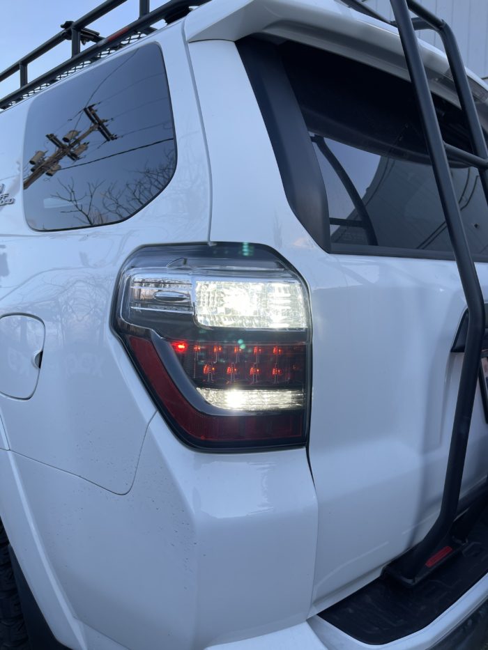 Toyota 4Runner LED Reverse Tail as Turn