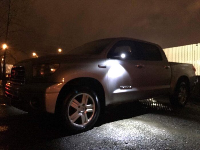 Toyota Tundra LED LumaWerx Puddle Mirror Light