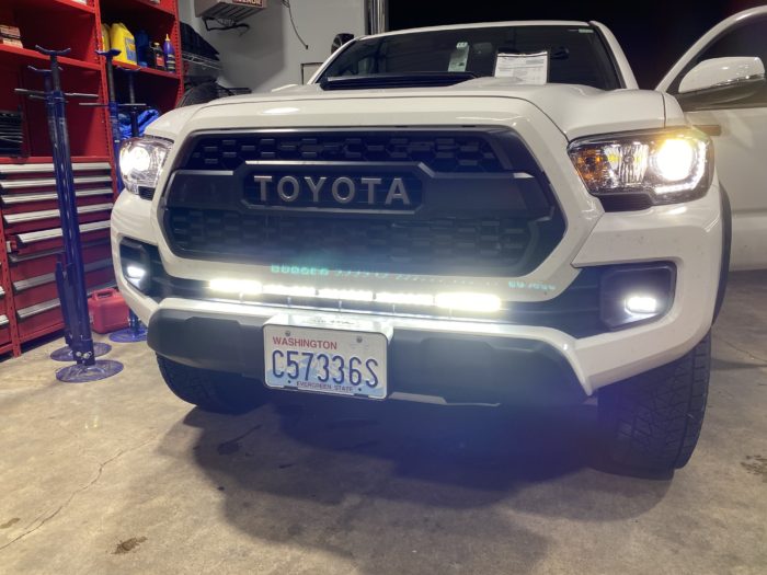 Toyota Tacoma HYLUX HID Low Beam Kit Toyota Tacoma HYLUX HID Low Beam Kit