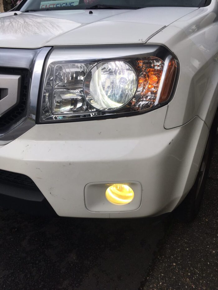 Honda Pilot Yellow 3000K HID fogs