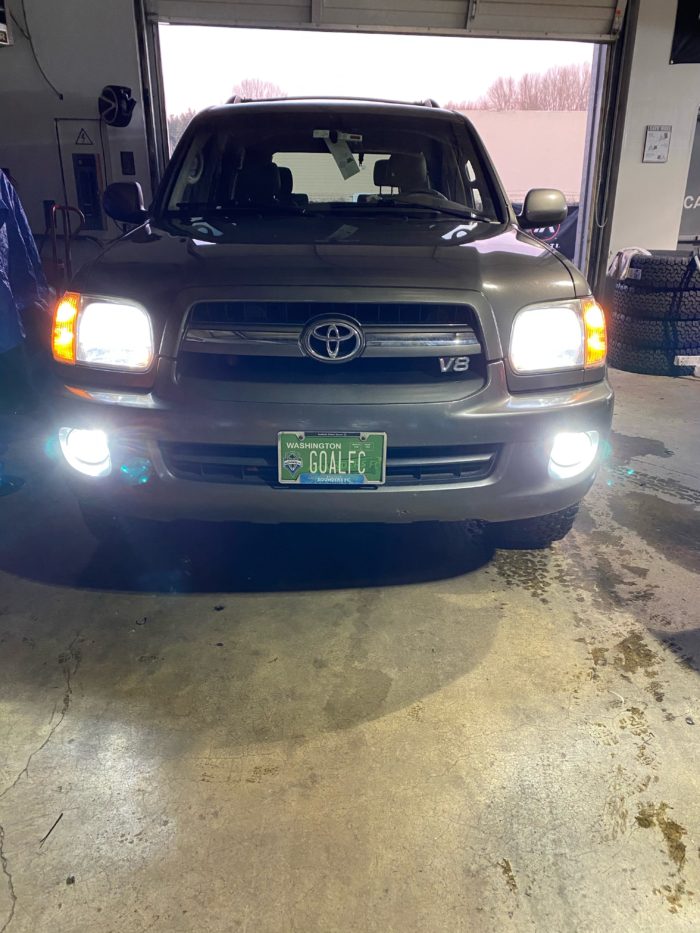 Toyota Sequoia HYLUX HID Fog LumaWerx LED Headlights