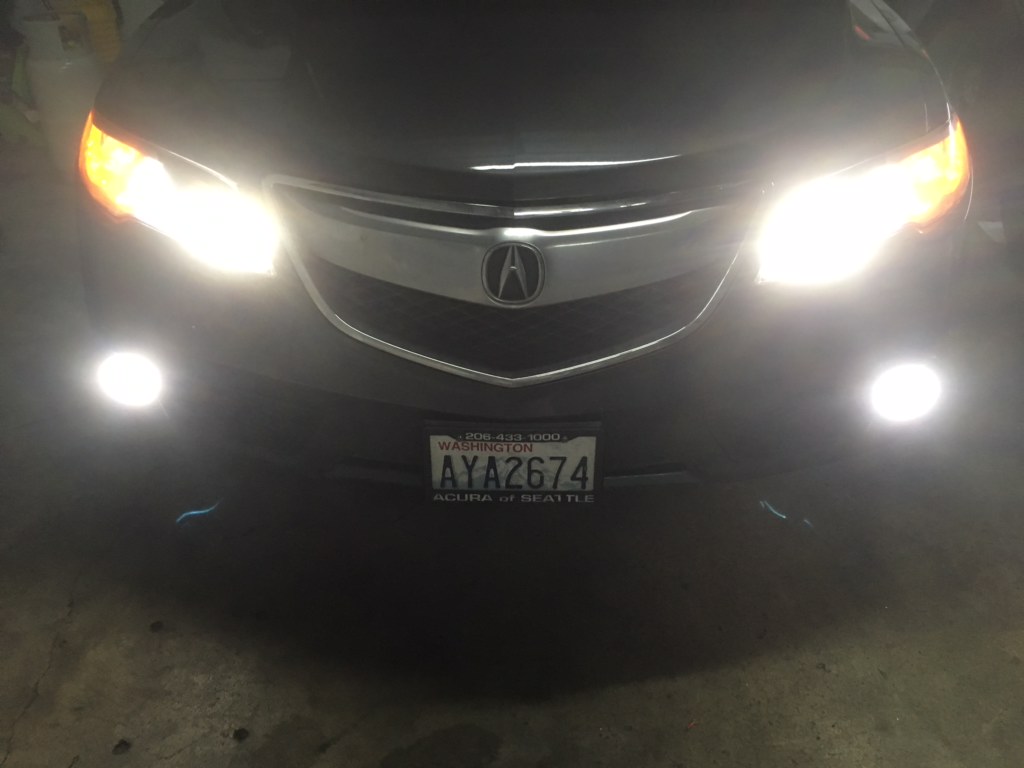 thumbnail image 2 of Evan-Fischer Pair HID/Xenon Headlights For Acura RDX 2013-2015 - Driver & Passenger Side - DOT/SAE 2 of 6