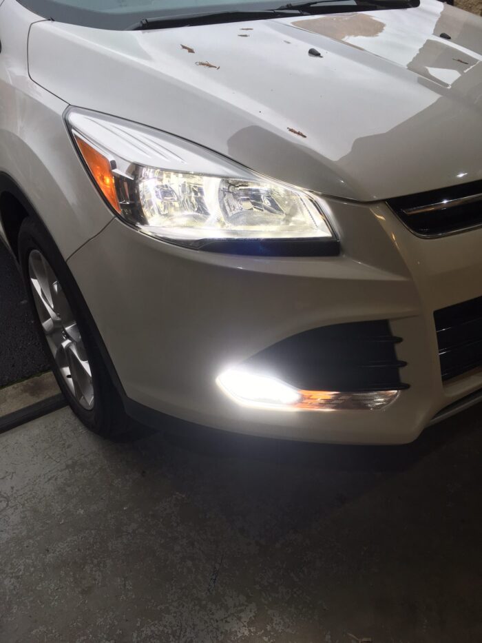 Ford Escape 5k White 5000k HYLUX CNLight HID Kit