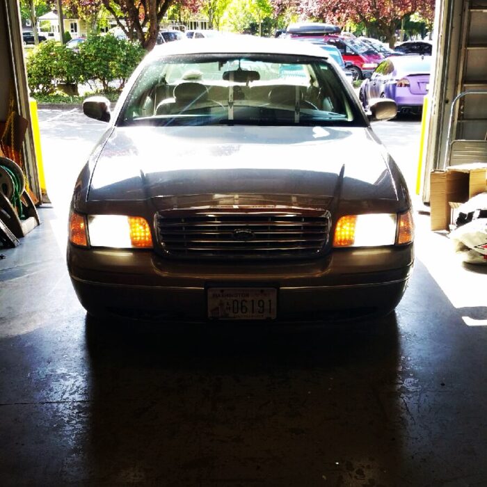Ford Crown Victoria HYLUX Bixenon HID Kit
