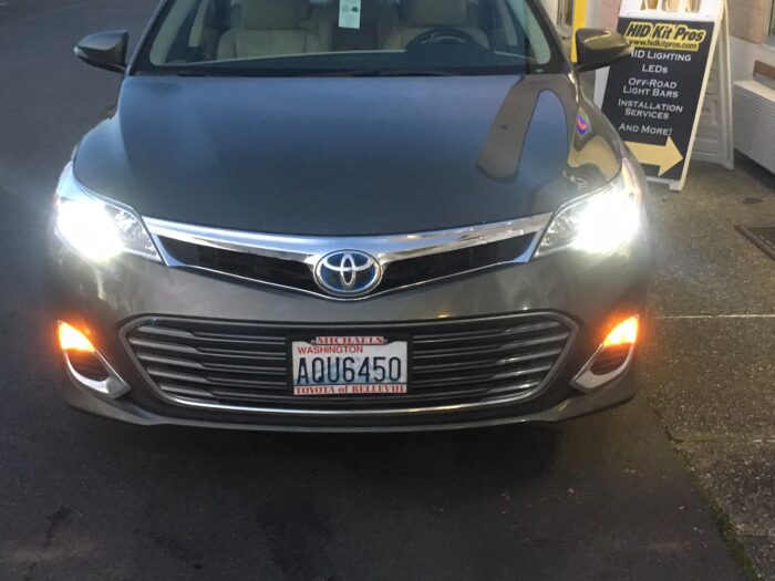Toyota Avalon Pure White HID Kit