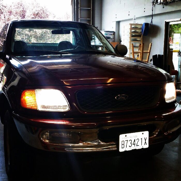 1997 1998 1999 2000 2001 2002 2003 HYLUX HID Kit