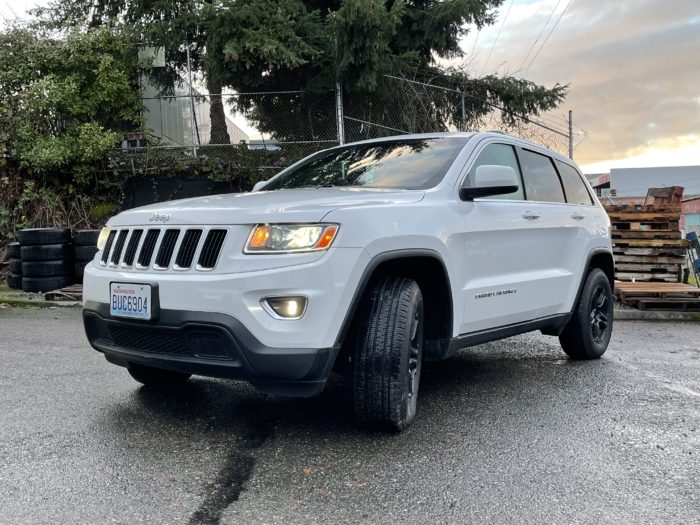 Jeep Grand Cherokee HID HYLUX Fog Lights