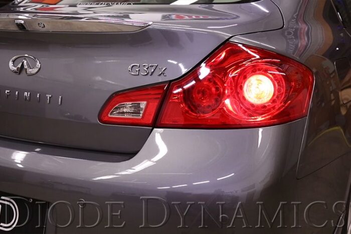 G37 Sedan Tail as Turn