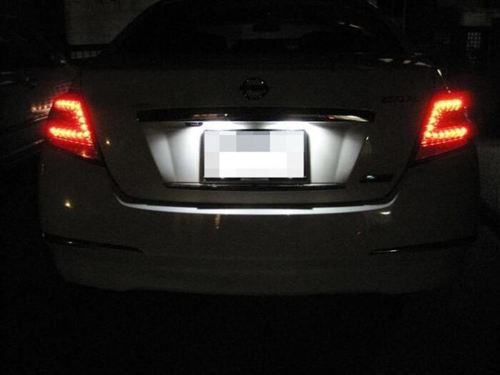 Altima Maxima LED License Plate Lights