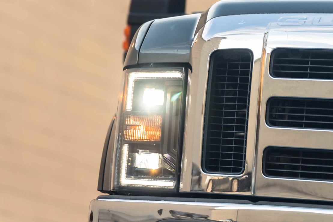 DPT Motorsports Smoked Headlight Set For 2008-2010 Ford Super Duty – Halogen – Chrome Housing, Smoke Lens