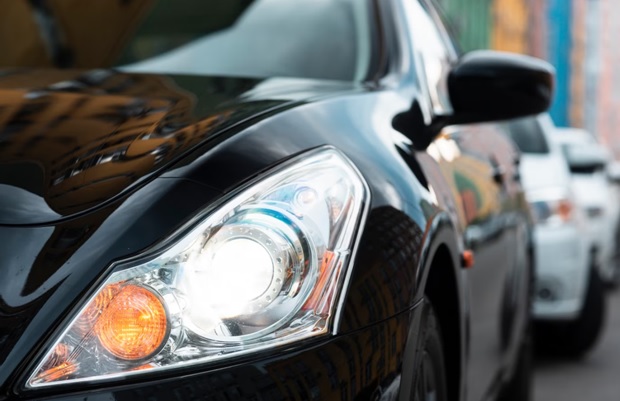 Upgrade Your Lighting Game: The Advantages of HYLUX HID Kits